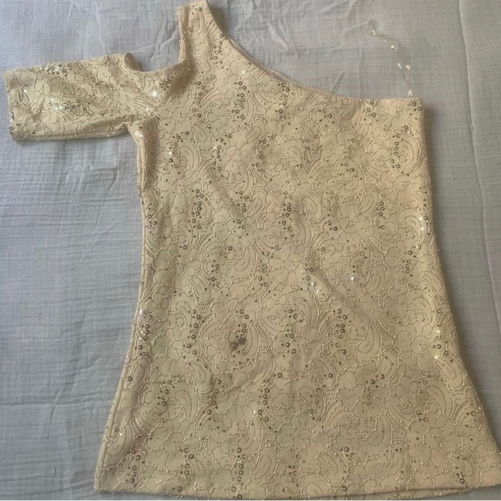 Classy women’s blouse